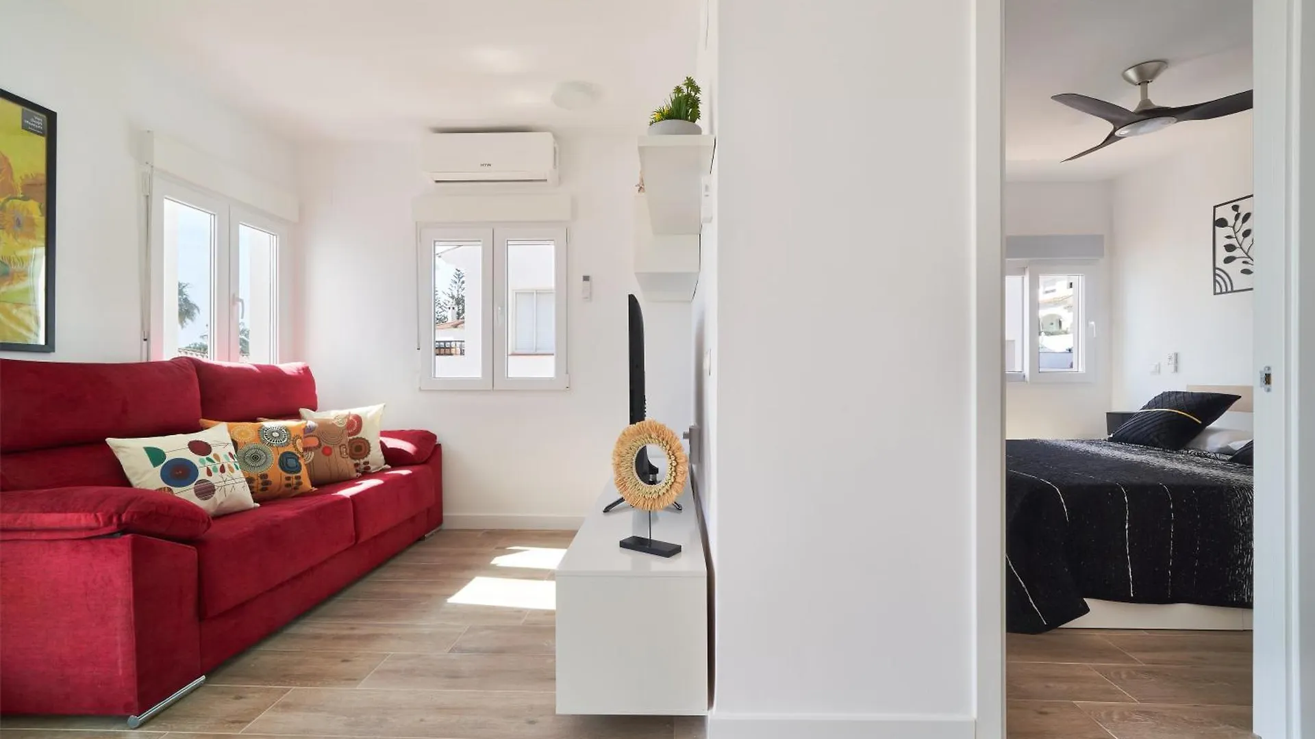 kontakty Manilva Beach Apartment